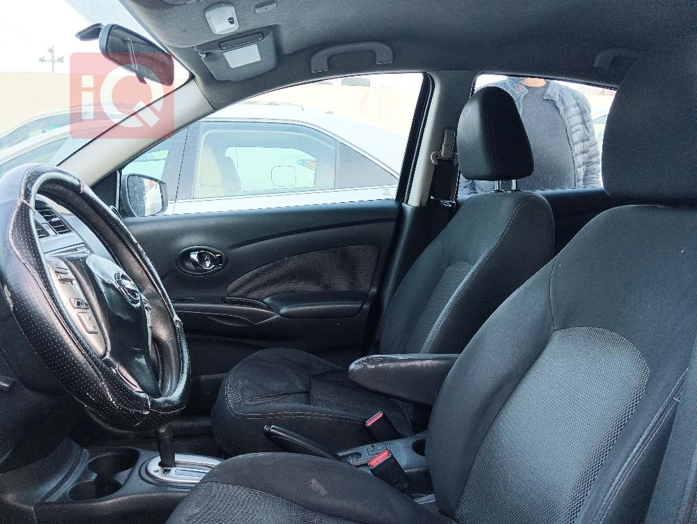 Nissan Versa